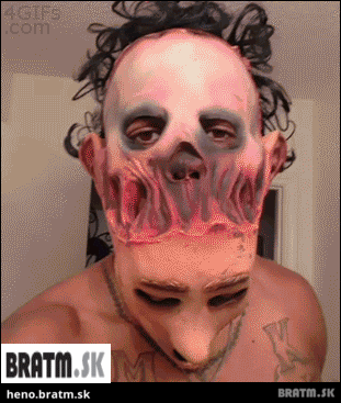 BRATM GIF: Hrôzostrašná maska :D