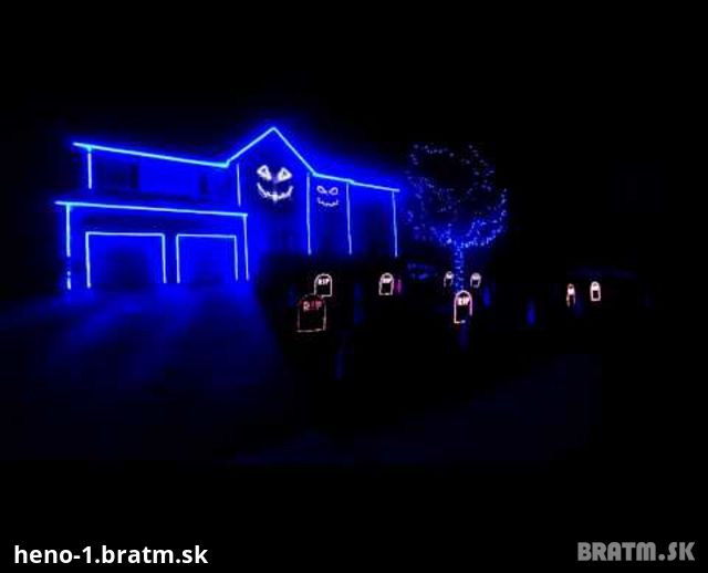 Neuveriteľná Halloween sveteľná show !! :D