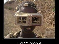 Lady Gaga africký style