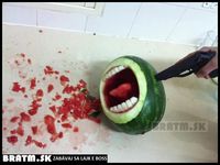 Zábava s melónom :D