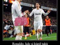 Ronaldo, kde si kúpil takú fajnovúčku kabelečku :D