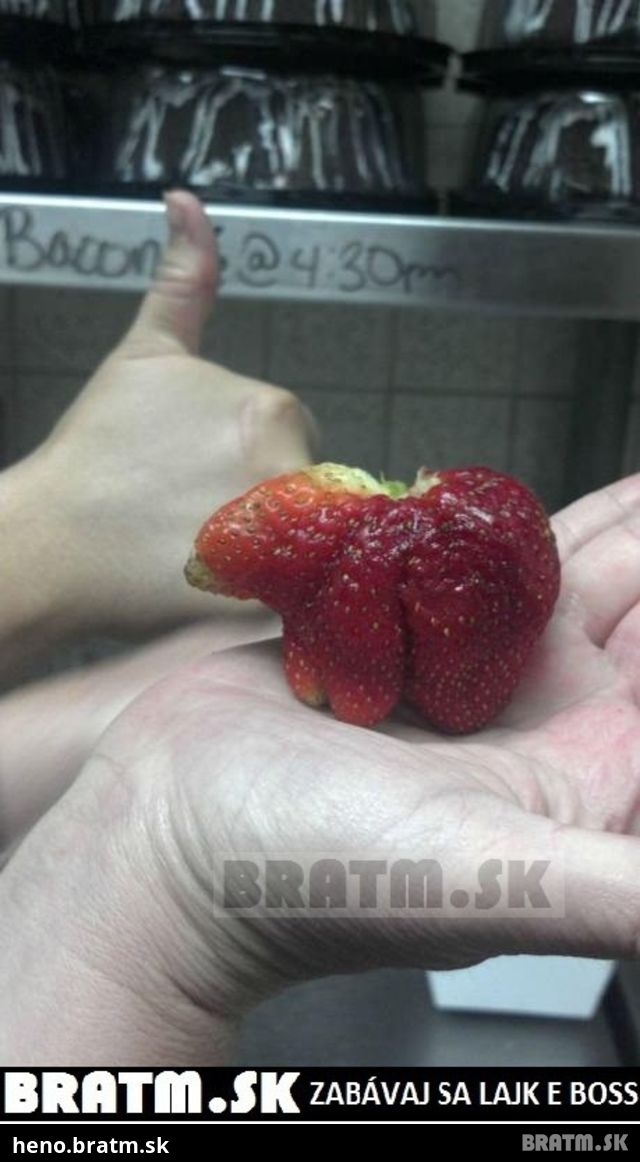 ZLATÉ ! Čo vám pripomína táto jahoda ?:)