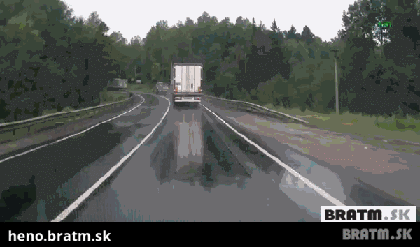 BRATM GIF: Nebezpečenstvo na cestách...