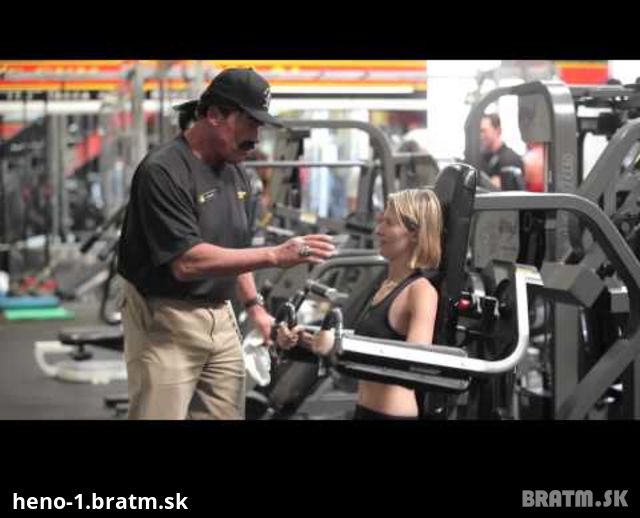 Spoznávate ho? Arnold zamaskovaný vo fitness centre!:D