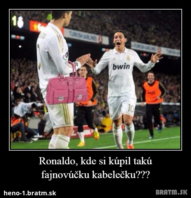 Ronaldo, kde si kúpil takú fajnovúčku kabelečku :D