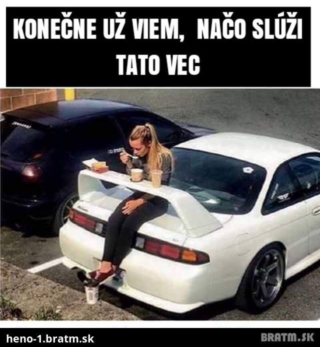 Konečne som zistil načo služi táto vec na autách:D