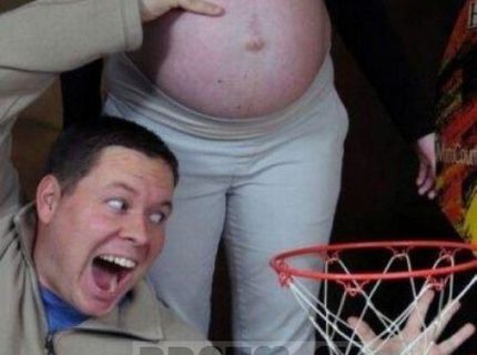Keď sa budúci otecko chová ešte ako decko :D