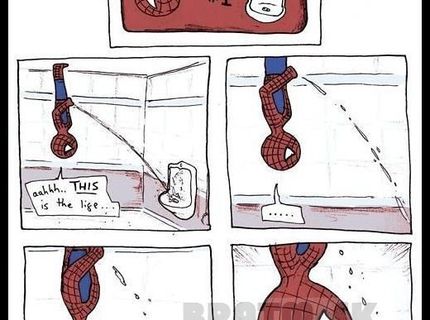 Ako čúra SPIDERMAN :D