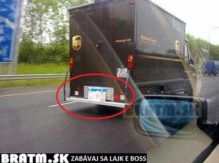 Už konečne vieme, kde sa strácajú tie balíky :D