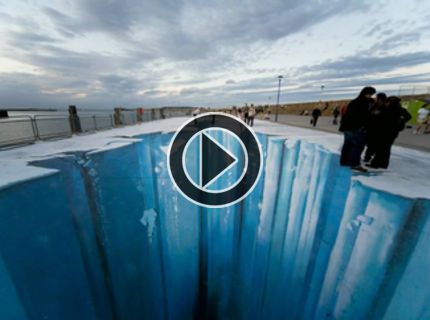 Neuveriteľné video: 3D street art palec hore :)