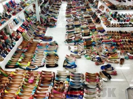 Ktorá žena by chcela takéto množstvo topánok? lajk :D :D