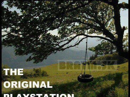 Najoriginálnejšie playstation :D  doprajte ho svojim deťom :)