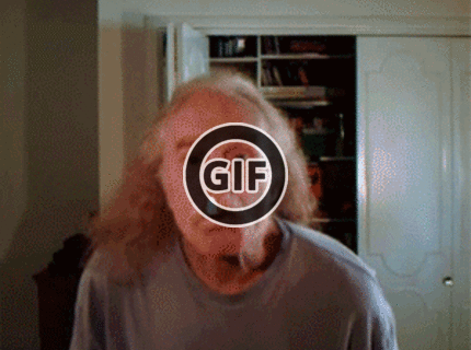 BRATM GIF: Nevšedné zapaľovanie cigarety :D