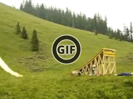 BRATM GIF: Tak toto bolo presné ! kto by mal odvahu ? :D