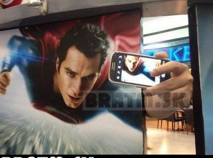 Aj superhrdinovia si robia svoje profilovky :D