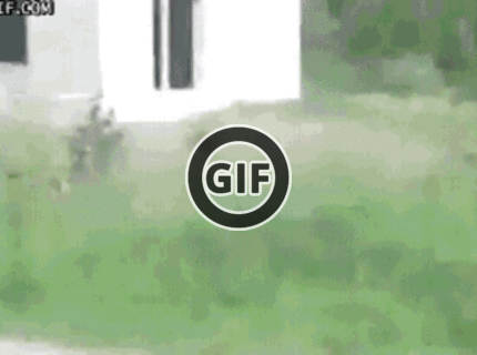 BRATM GIF: Jééééj :D detské hry v bahne :D omg :D