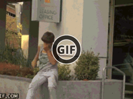 BRATM GIF: Auuuu tak toto muselo teda bolieť :D