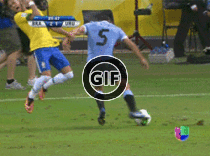 BRATM GIF: Nie je nad futbalové divadelné umenie:D