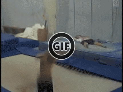 BRATM GIF: Fuuu, tak toto je naozaj hustý dopad !