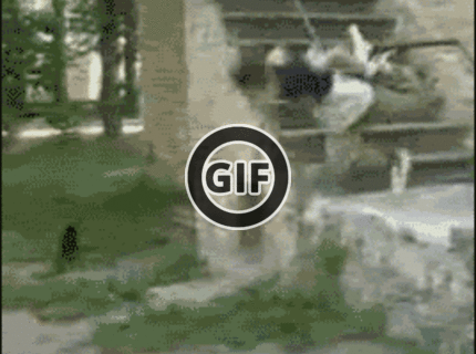 BRATM GIF: Zlomený krk..tak z tohto si určite neberte príklad :D