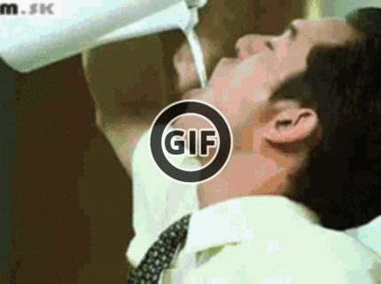 BRATM GIF: Vifonka :D Takto sa správne konzumuje :D