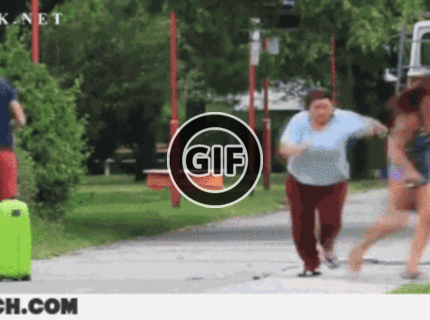 BRATM GIF: Bežte, je tam bomba :D !