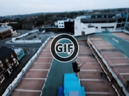 BRATM GIF: Mali by ste odvahu na takýto zoskok ? :D