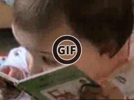 BRATM GIF: Čítanie je tak zábavné :D