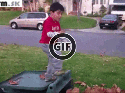 BRATM GIF: Skok do lístia :D