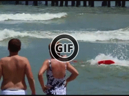 BRATM GIF: Toto je lepšie ako Baywatch :D