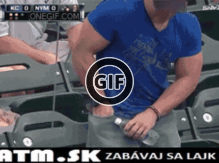 BRATM GIF: Aj veľký silák môže mať s tým niekedy problém :D