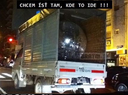 Toto musí ísť na zaujímavé miesto :D