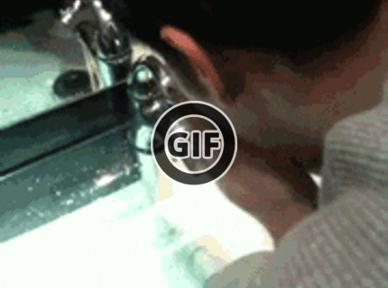 BRATM GIF: Keď sa chlap oholí :D