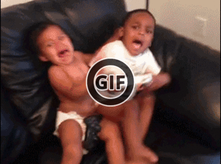 BRATM GIF: Hrôzostrašná maska :D