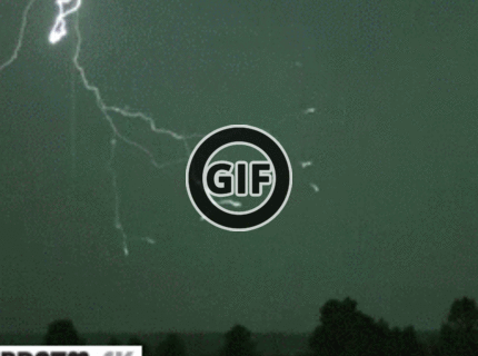 BRATM GIF: FASCINUJÚCE! Blesk v spomalenom zábere :)