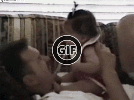 BRATM GIF : Aké roztomilé ! :D prekvapenie pre otecka :D