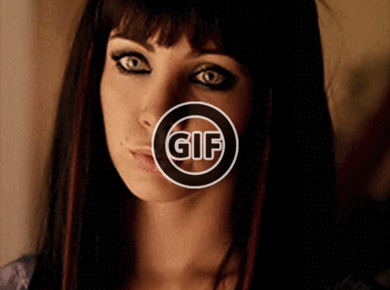 BRATM GIF: Uhádnete, koho je tento prenikavý pohľad ? :D