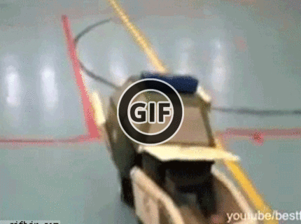 BRATM GIF: Podarený detský kostým -TRANSFORMER :D