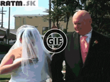 BRATM GIF: ŠOKUJÚCE ! Nevesta na svadobnom obrade dáva status na facebooku :D