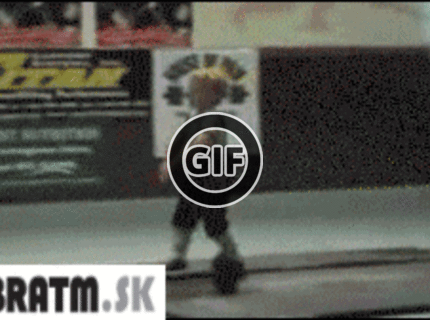 BRATM GIF: Malý silák :D like a boss :D