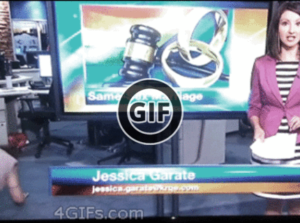 BRATM GIF: Podarený pád v priamom prenose :D