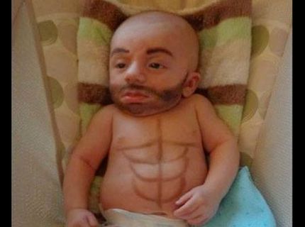 Ako to vyzerá, keď sa otec stará o svoje dieťa :D