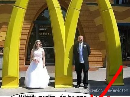 SVADBA A FASTFOOD?:D VIEŠ AKO TO DOPADNE PO PÁR ROKOCH?:D