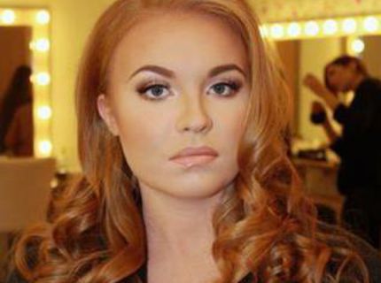 Make up a jeho zázraky :D Pozrite si premenu tejto slečny :)