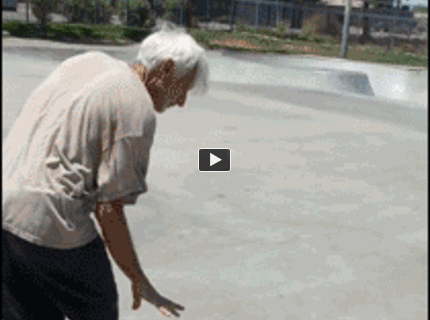 BRATM GIF: Tento starký vám ukáže, ako sa to robí :D