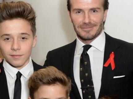 David Beckham a jeho traja synovia :) No nie sú krásni?