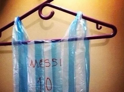 Lionel Messi a jeho dres :D :D :D