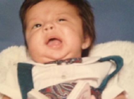 Aj bábätká sa dokážu tváriť takto hrozivo roztomilo :D Pozri si túto sériu tých najlepších :)