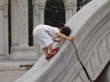 Táto mladá slečna ma neskutočnú silu :) :)