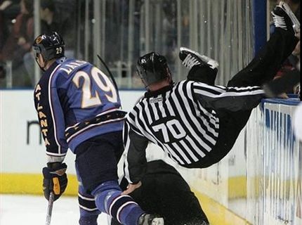 Poď kamarát, podlez ma :)